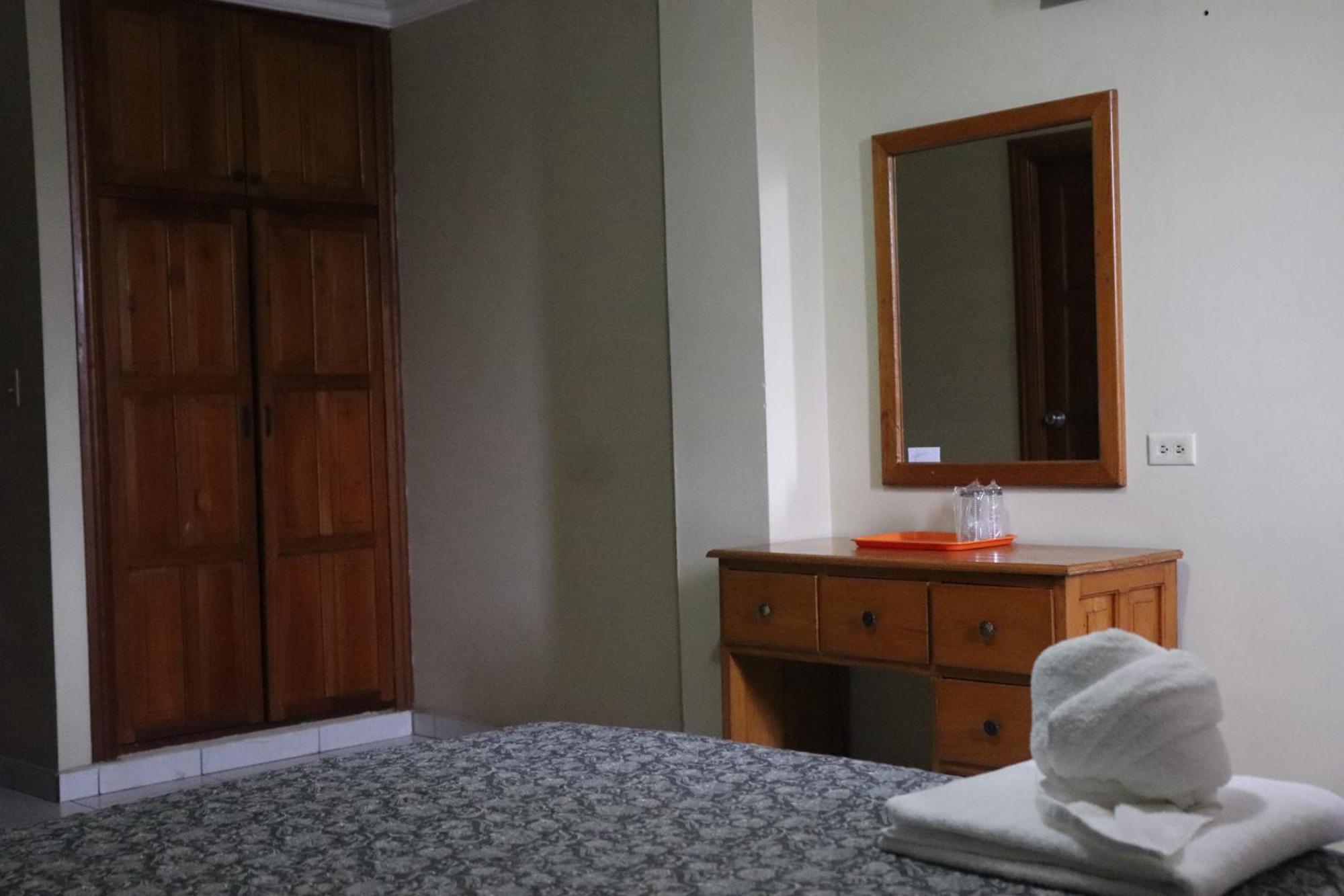 Hotel Toledo ダビッド エクステリア 写真